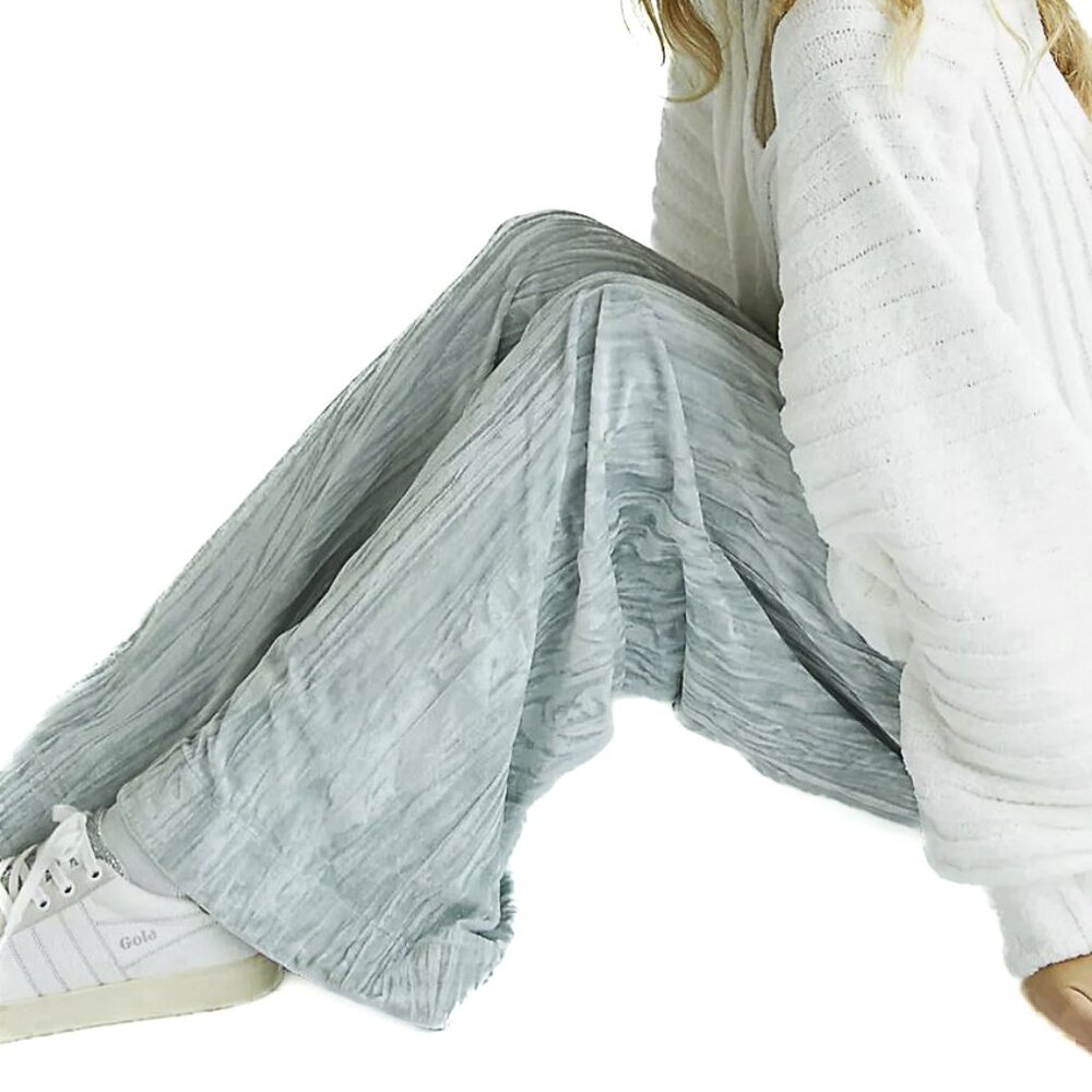Free People Runaway Velvet Wide Leg Pants in Astral Size 6 - NWOT